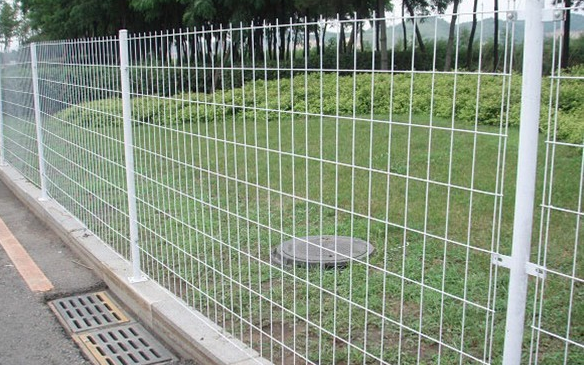 1522905224107570.png 护栏网,市政护栏网,栏网厂家